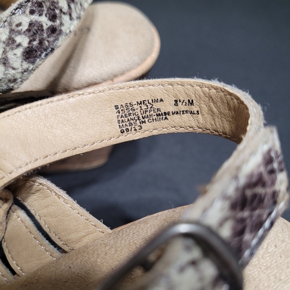 G. H. Bass & Co Snakeskin Print Melina Open Toe Wedge Sandals Women's Size 8.5M - Picture 5 of 9